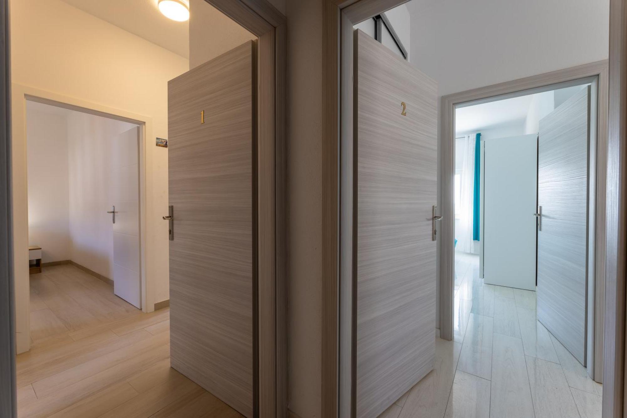 Apartments Bilopavlovic Kaštela Εξωτερικό φωτογραφία