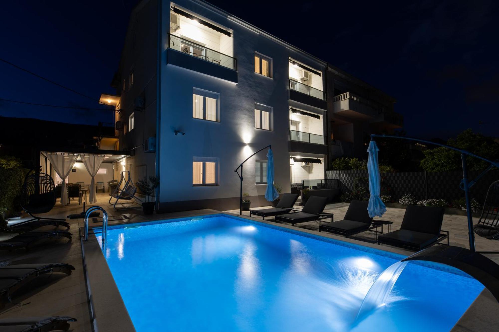 Apartments Bilopavlovic Kaštela Εξωτερικό φωτογραφία